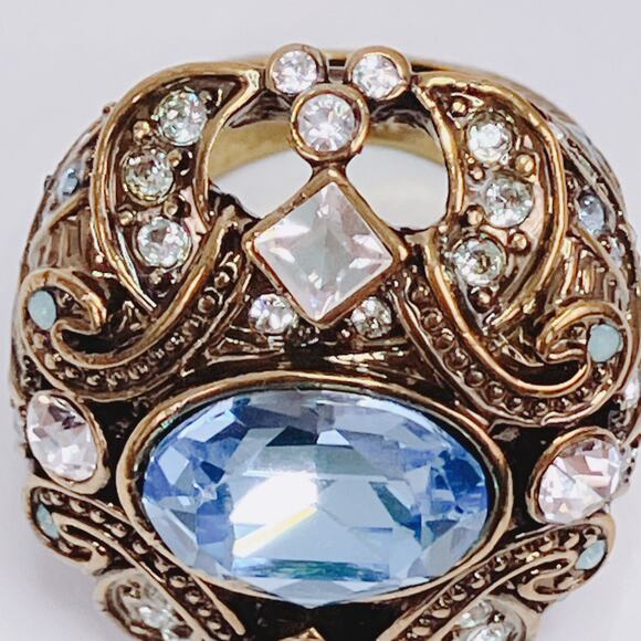 Big Signed Heidi Daus Baroque Revival Aquamarine Rhinestone Cocktail Ring Size 7 - Picture 7 of 12
